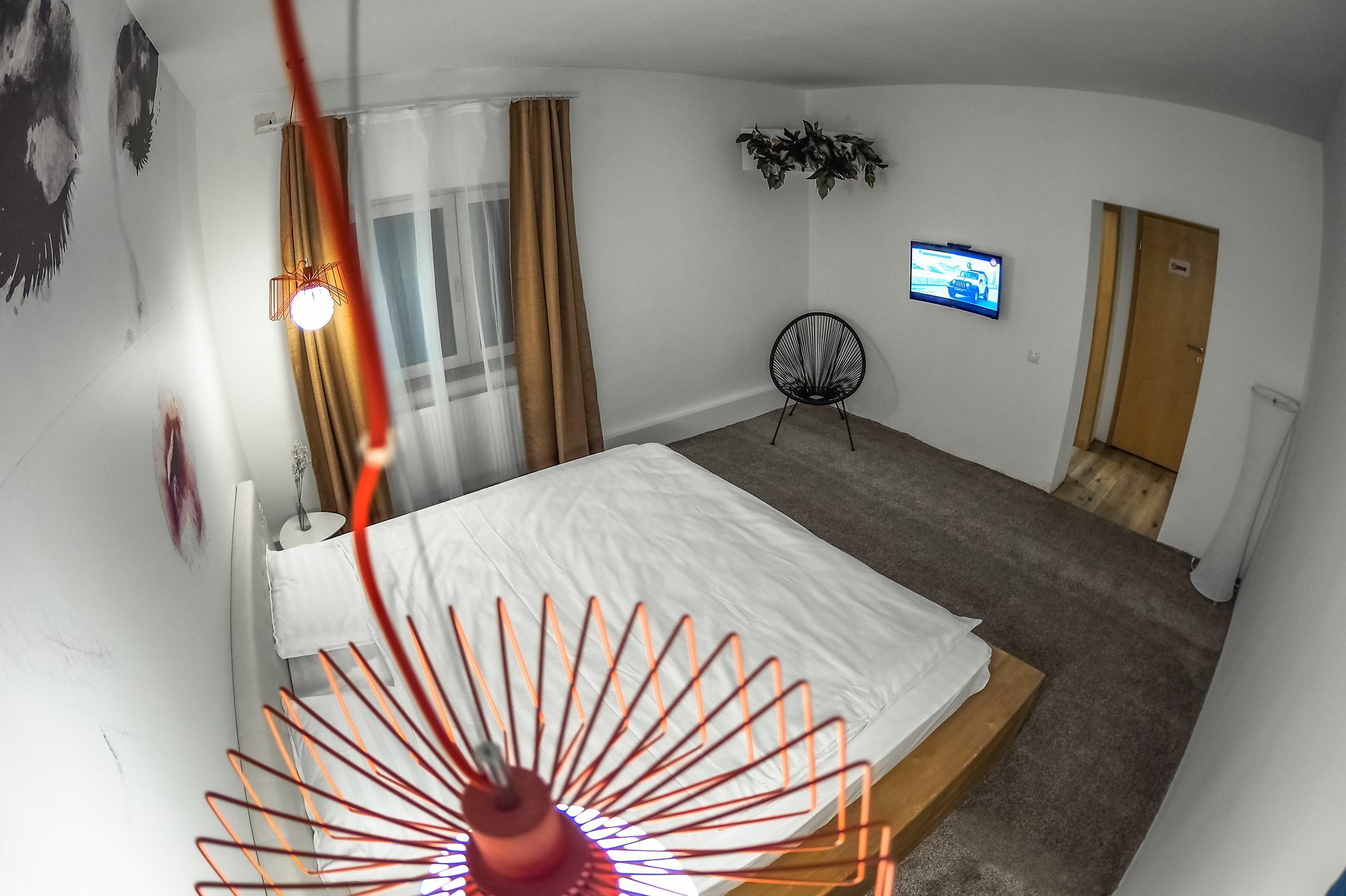 Shard Boutique Hotel-Adult Only Braşov Buitenkant foto