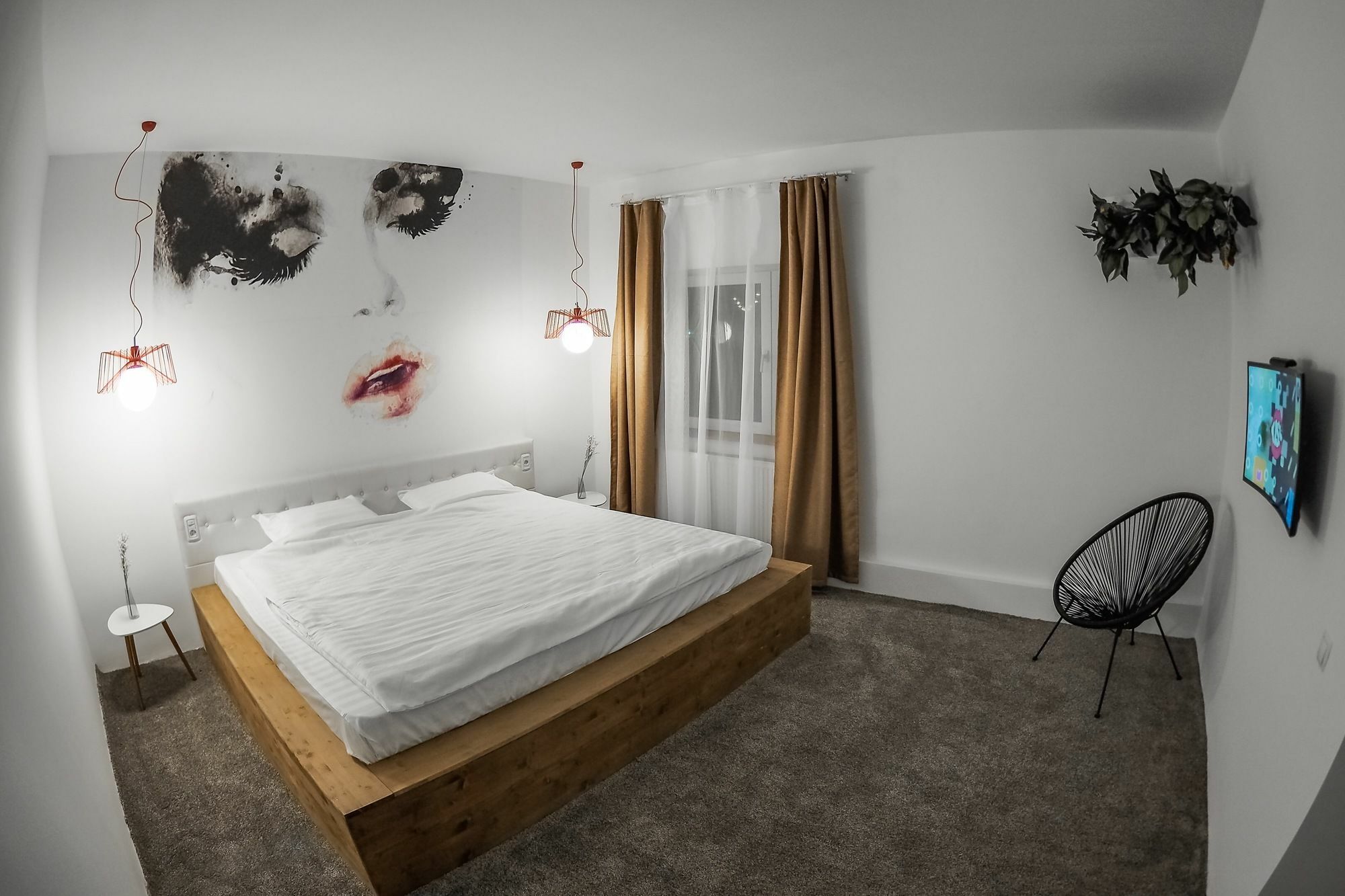 Shard Boutique Hotel-Adult Only Braşov Buitenkant foto